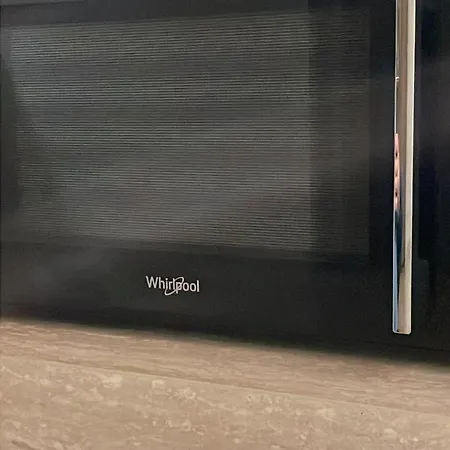 Chez Camille Saint-Hubert